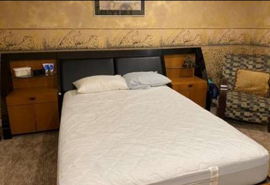 Roundhouse Grotto Bed & Breakfast YYC Eksteriør bilde
